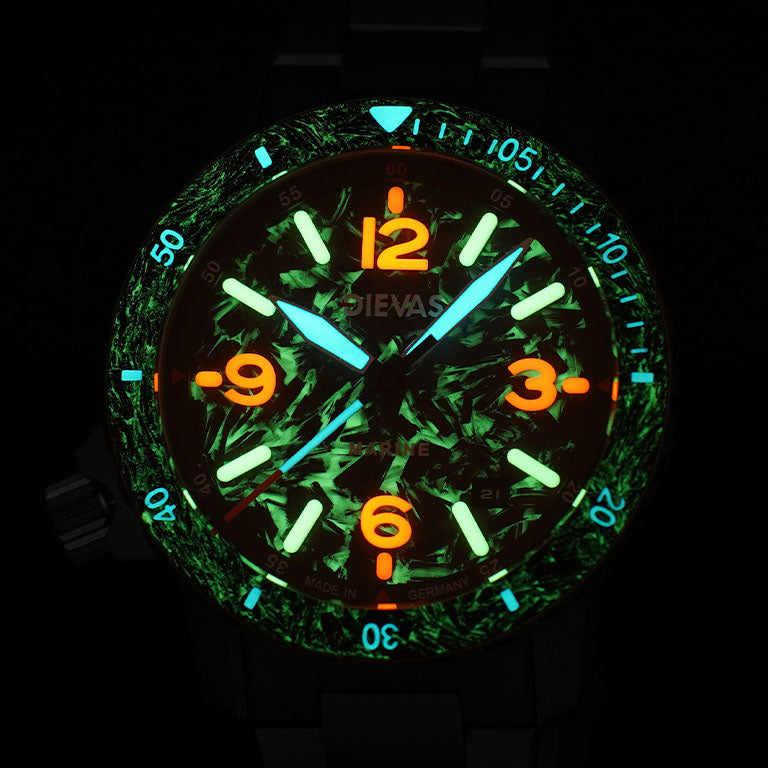 Marine 39 Ti multicolour luminous display